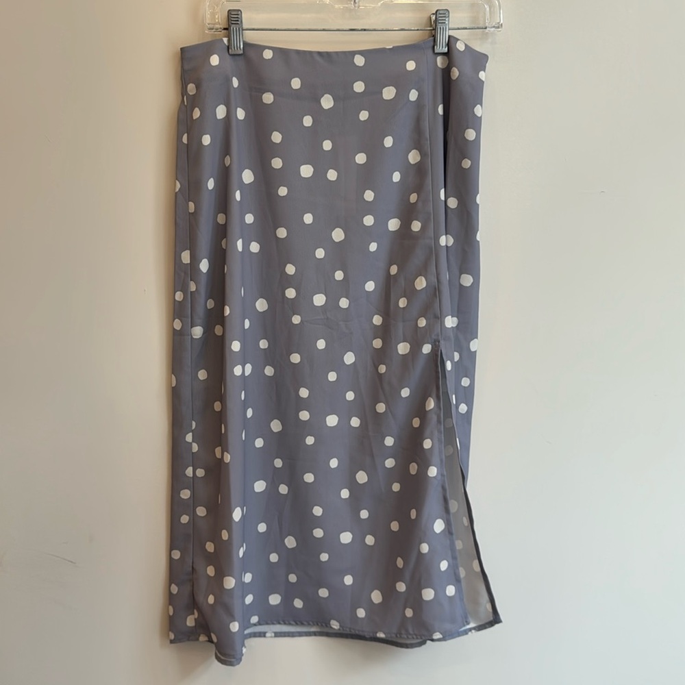 PERIWINKLE/LIGHT GREY POLKA DOT SKIRT NEW WITH TAGS